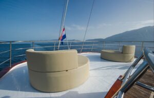 MS Amore sunčana paluba