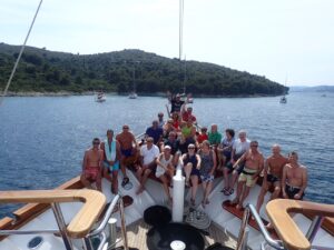 Charter grupa MS Amore