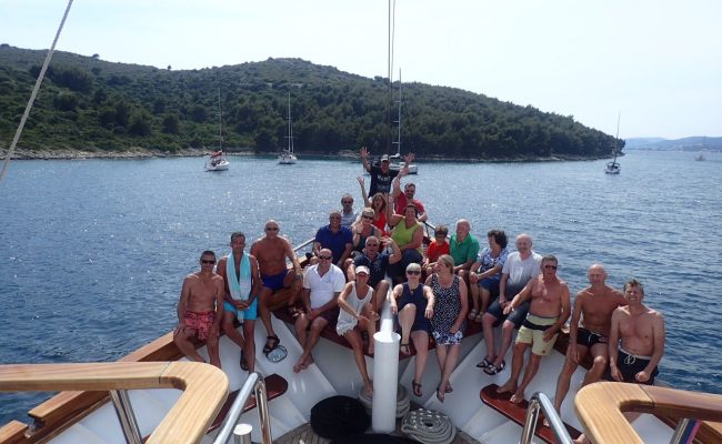 Charter grupa MS Amore