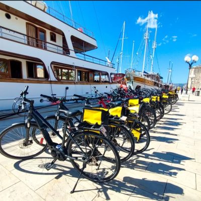 trogir bike and cruiseMS Amore bicikli i krstarenje