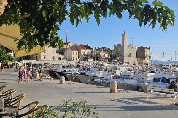 Komiža Vis MS Amore